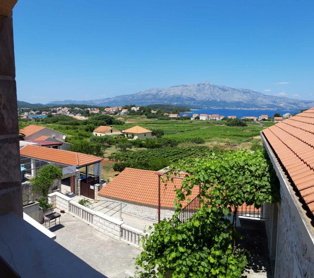 Stone House Apartments Didini Dvori Lumbarda Exterior photo