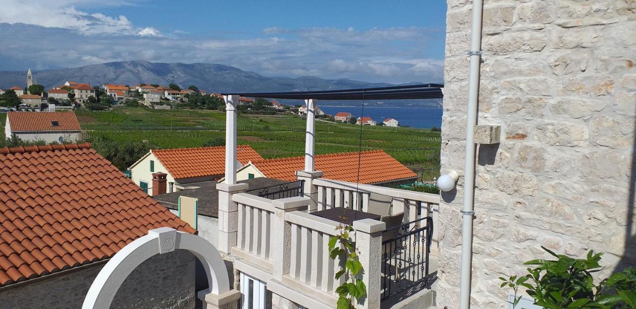 Stone House Apartments Didini Dvori Lumbarda Exterior photo